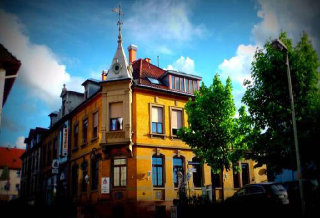 Budova, kde se hotel nachází