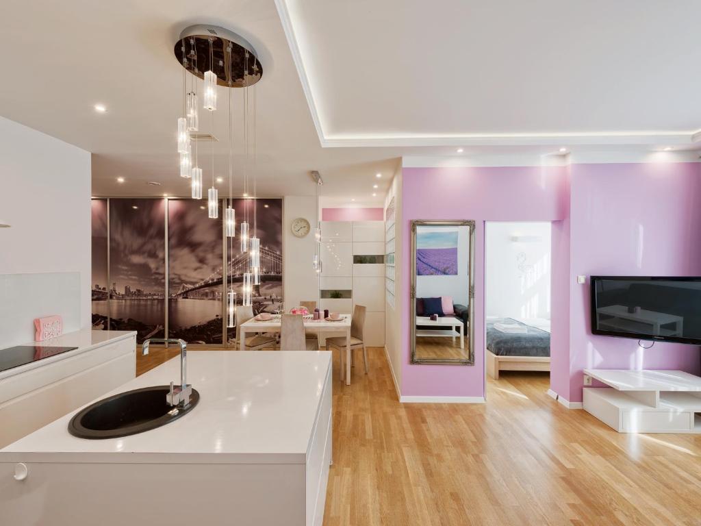 Centre Apartments-Old Town - One-Bedroom Apartment - J.Piłsudskiego 19 Street