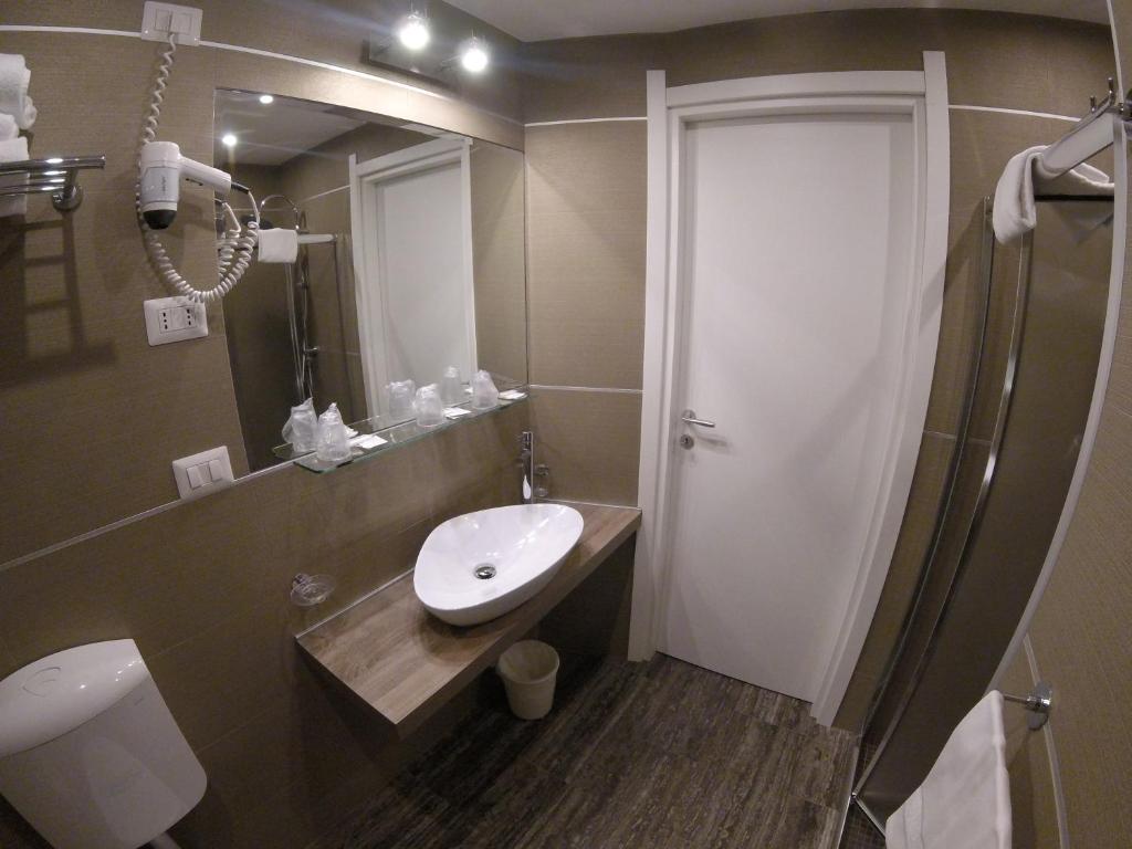 Koupelna v ubytování Hotel Perugino