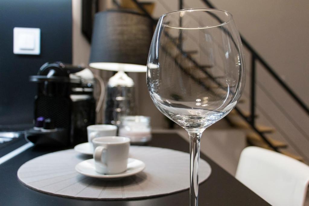 Nápoje v ubytovaní Stylish Suite WestEnd