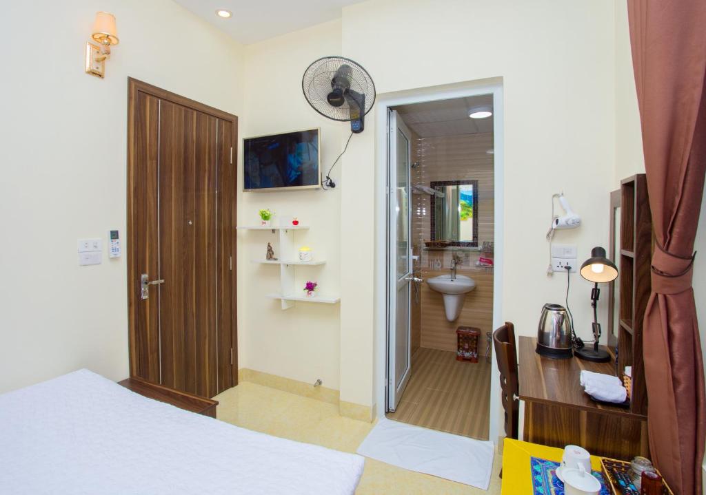 Friendly Home Hotel - 13