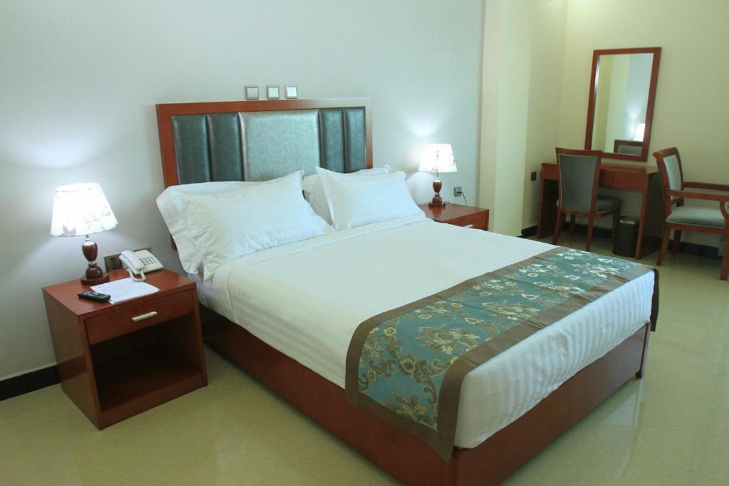 Hera Addis Hotel - King Suite