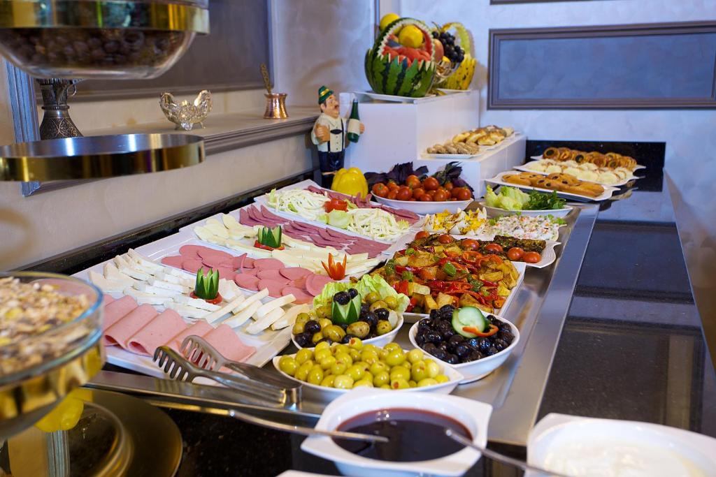 Comida no hotel ou em algum lugar perto