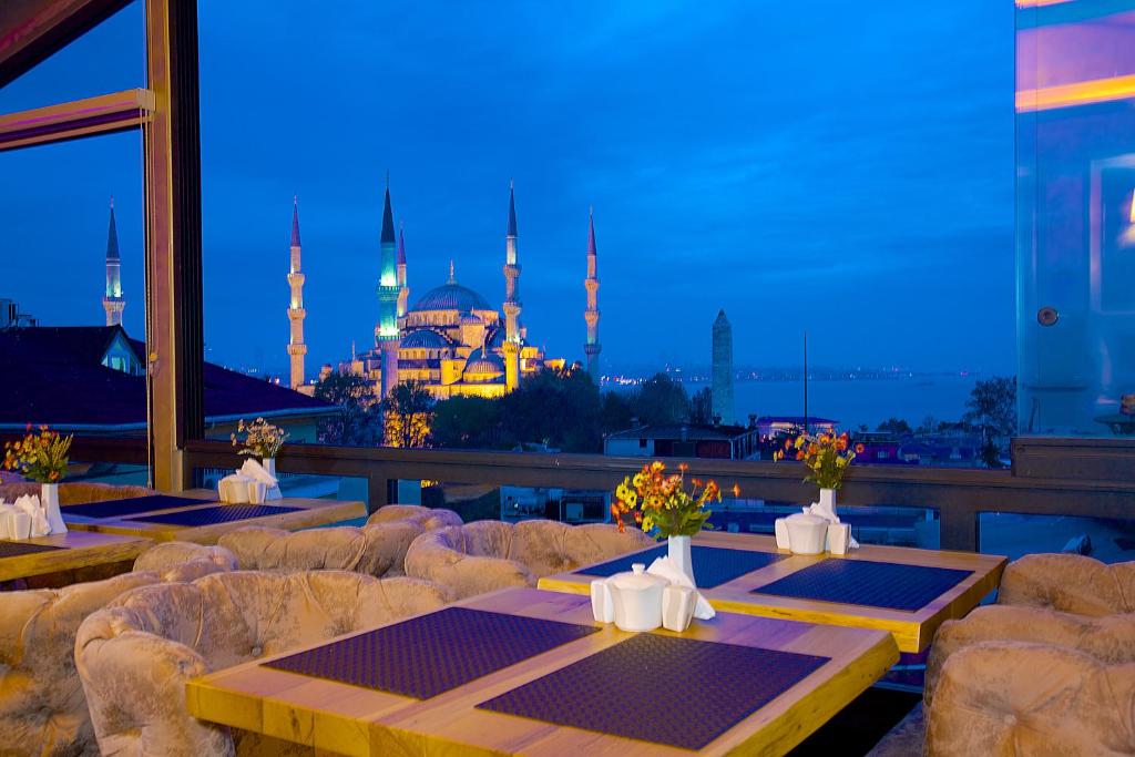 Foto da galeria de Hotel Perula & SPA em Istambul