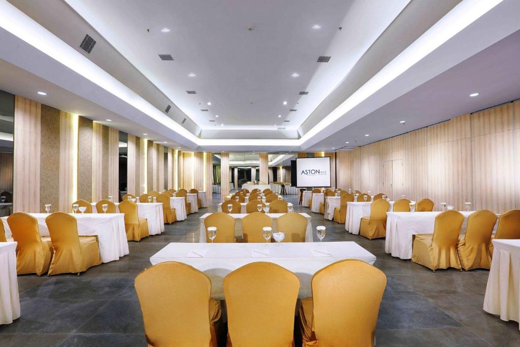 Konferenční prostory v ubytování Aston Inn Pandanaran