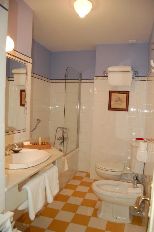 Un baño de Casona de La Paca