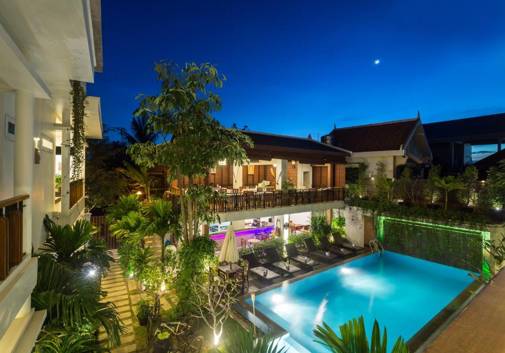 Bazén v ubytování Indra Angkor Residence nebo v jeho okolí