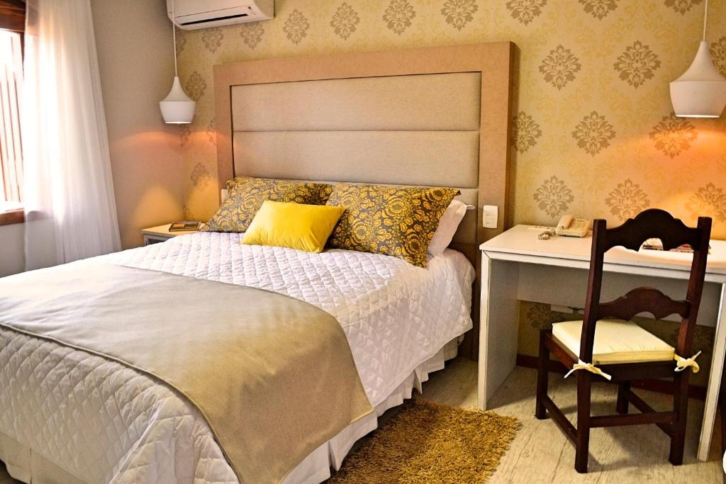 Hotel Bangalôs da Serra  Hotel Bangalôs da Serra