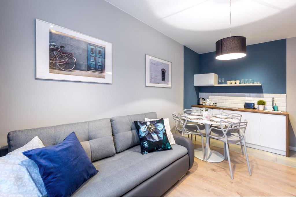 Wawel Cracow Old City Apartments - Friendhouse Apartments - One-Bedroom Apartment - Sandomierska Street 3