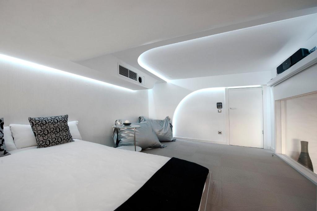 You Stylish City Center Apartments