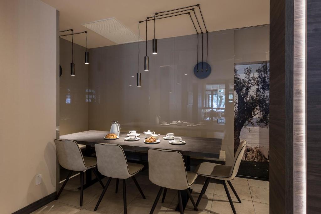 Fotografie z fotogalerie ubytování Hotel Veronesi v destinaci Brenzone sul Garda