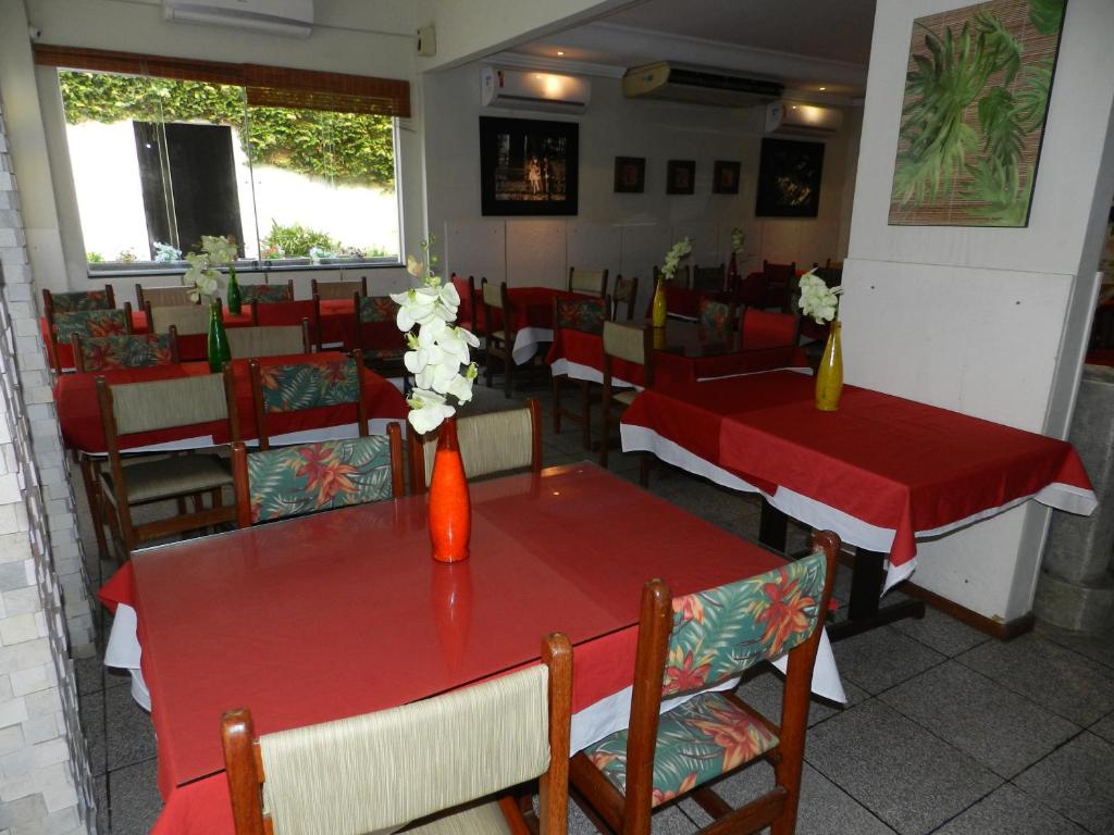  Eldorado Inn