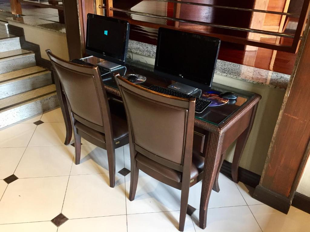  Flat Prodigy Serrano Hotel