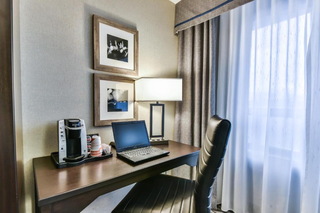 Comfort Inn Montreal Aeroport - 皇后区有两张大号床 - 地面 - 非烟民