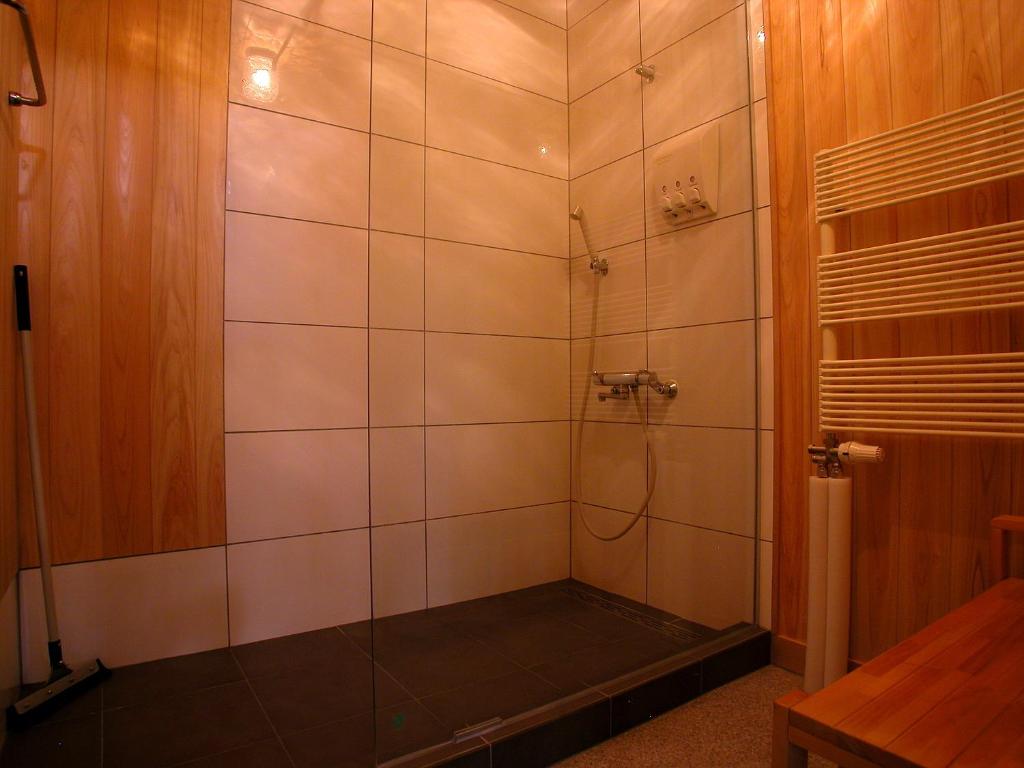 Koupelna v ubytování B&B Koyuki Hakuba