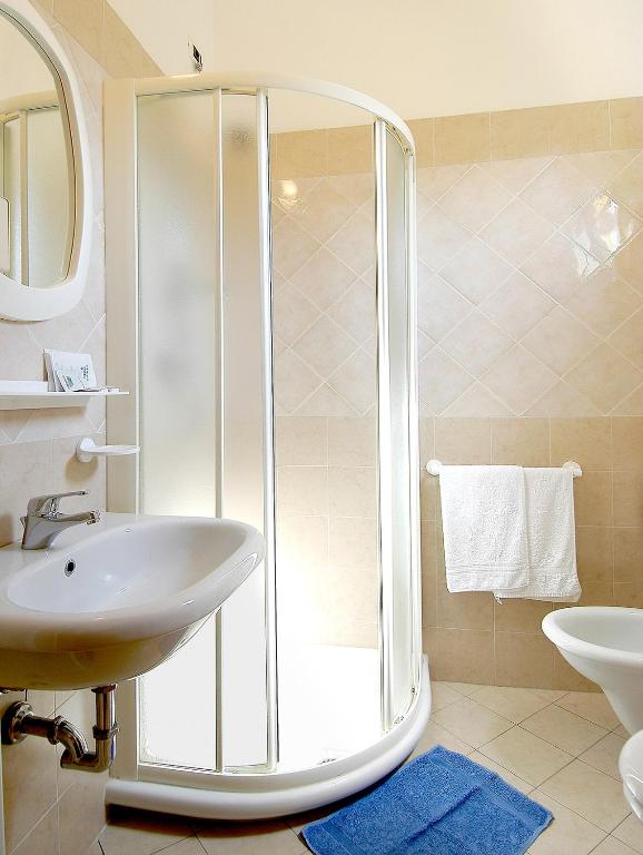 Koupelna v ubytování Hotel Adler