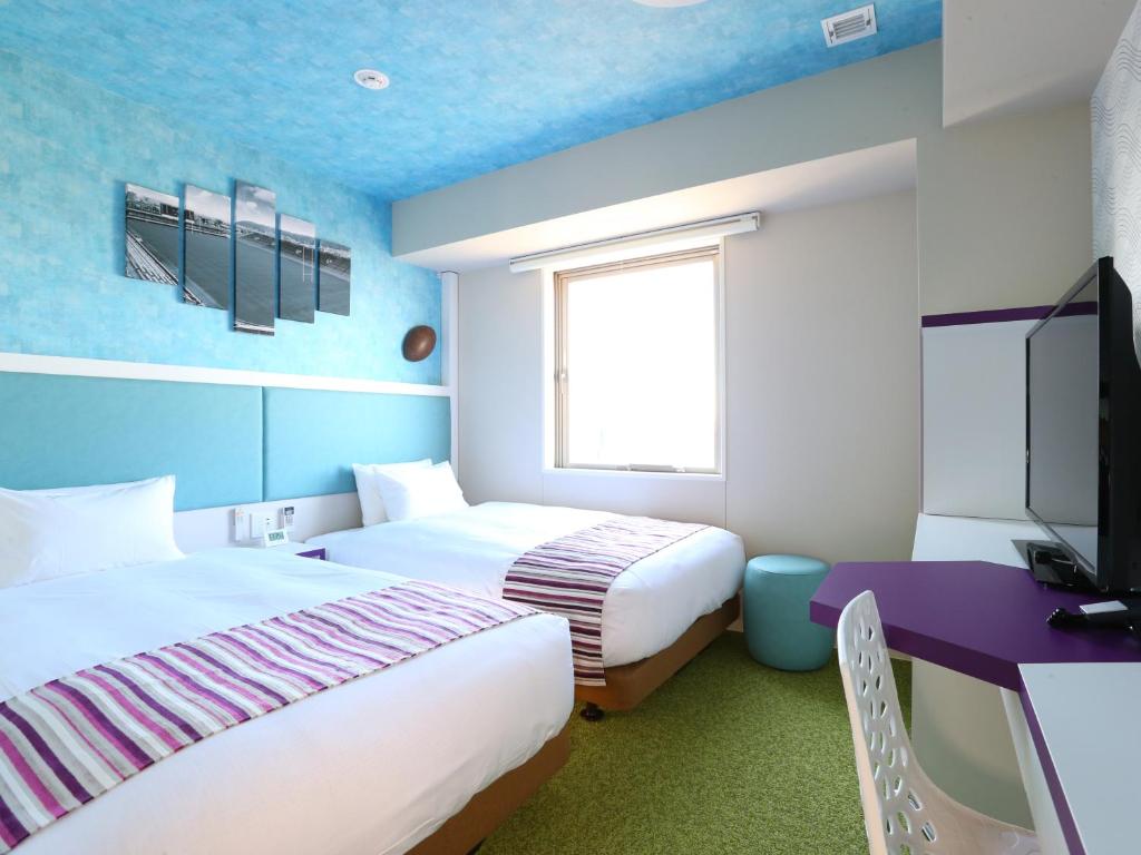 Hotel Wing International Select Higashi Osaka - Twin Room - Smoking