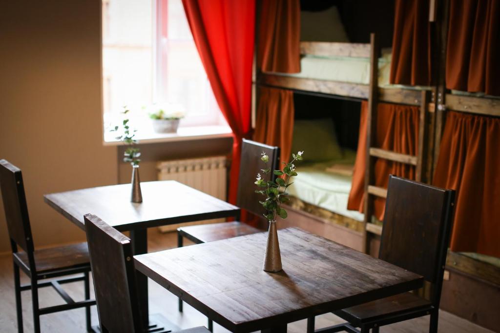 Sweet Village Hostel Vladimirskiy - отзывы и видео