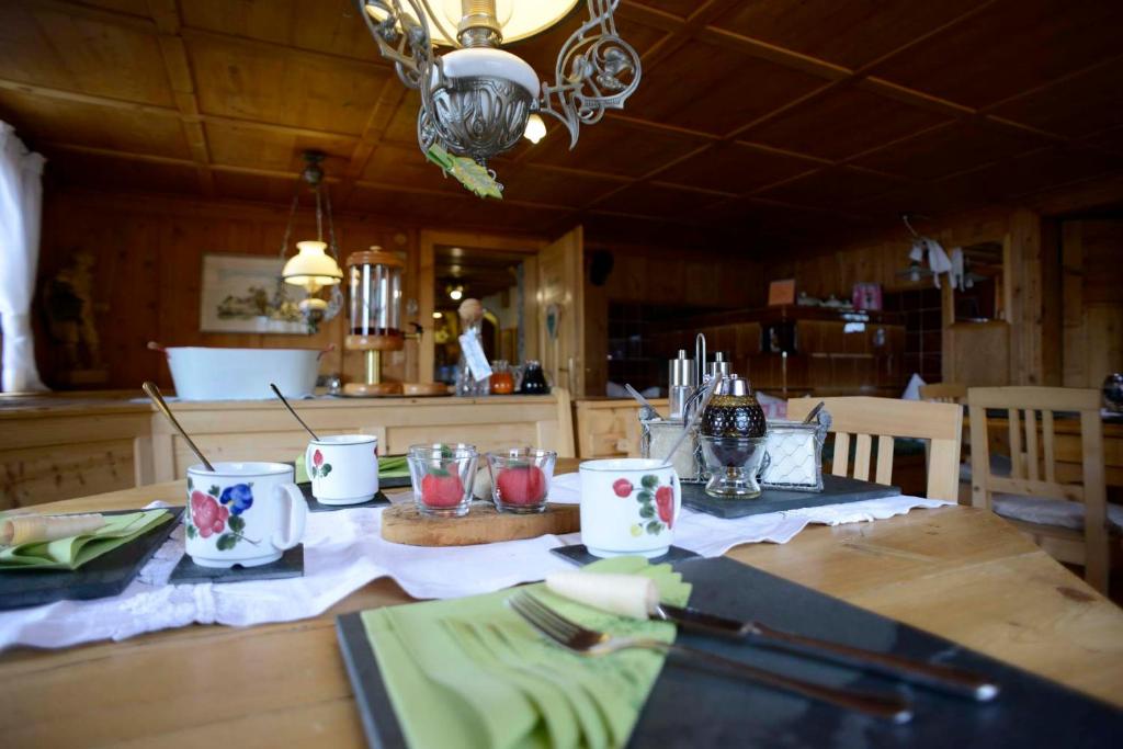 Biobauernhof Gehrnerhof am Arlberg - 4