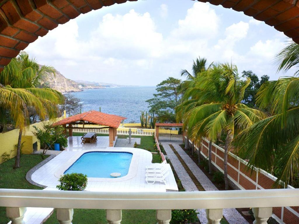 Punto Palmarcito, El Zonte (updated prices 2024)