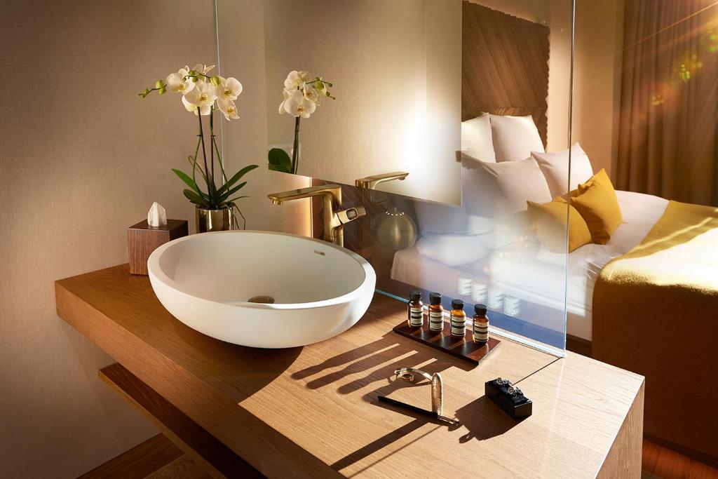 BEYOND by Geisel - Resim 20