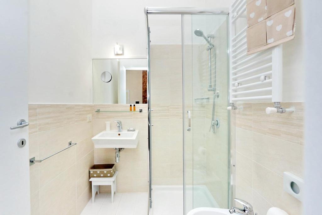 A bathroom at Relais Incantesimo Vaticano