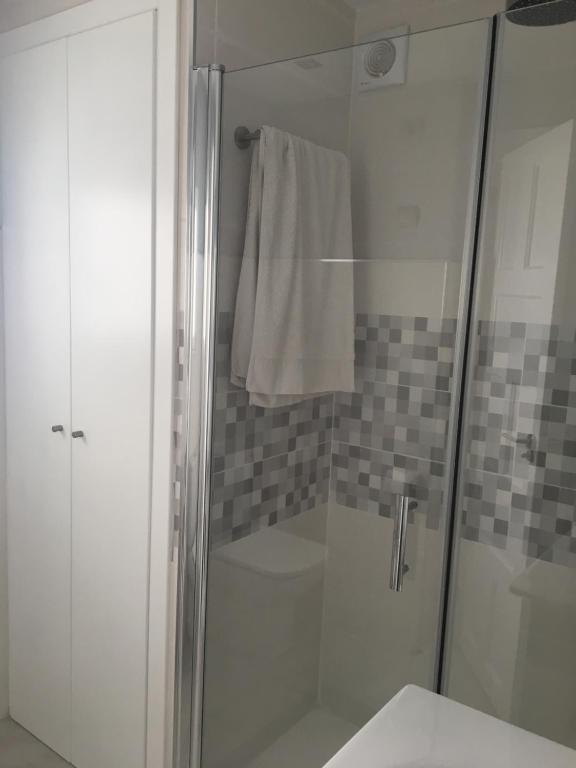 A bathroom at Apartamento 90 Toscamar