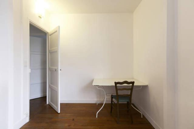 Chambres meublées chez l'habitant dans appartement proche gare sncf - Chambre Double Avec Balcon