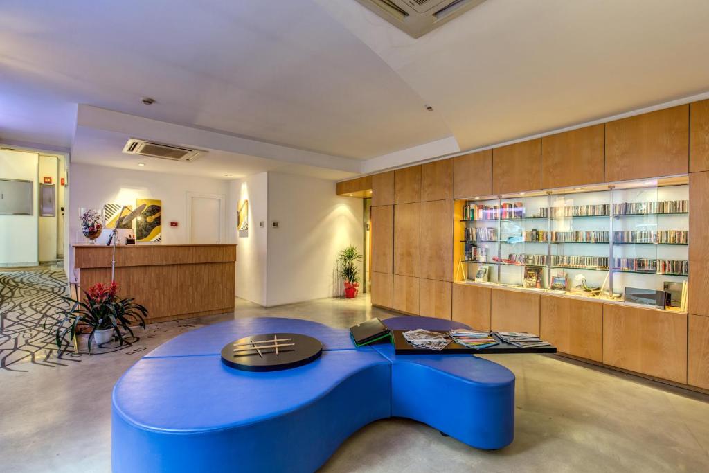 Hotel Franklin Feel The Sound - Resim 4