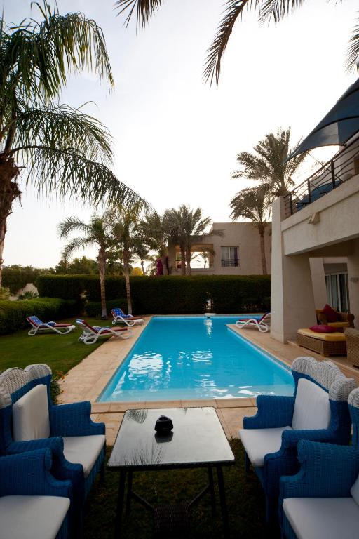 Bazén v ubytování Grand Rotana Resort & Spa nebo v jeho okolí