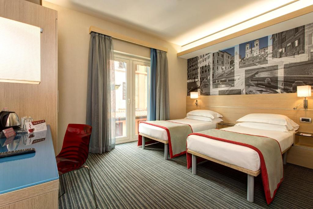 iQ Hotel Roma - Resim 19