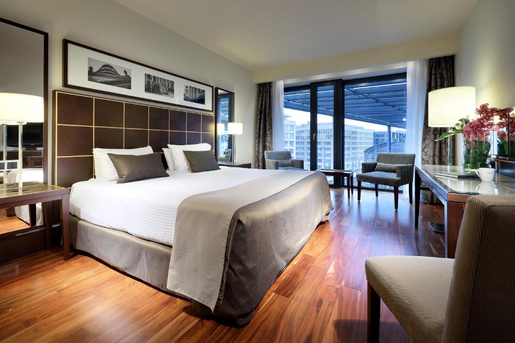 Eurostars Berlin - Resim 12