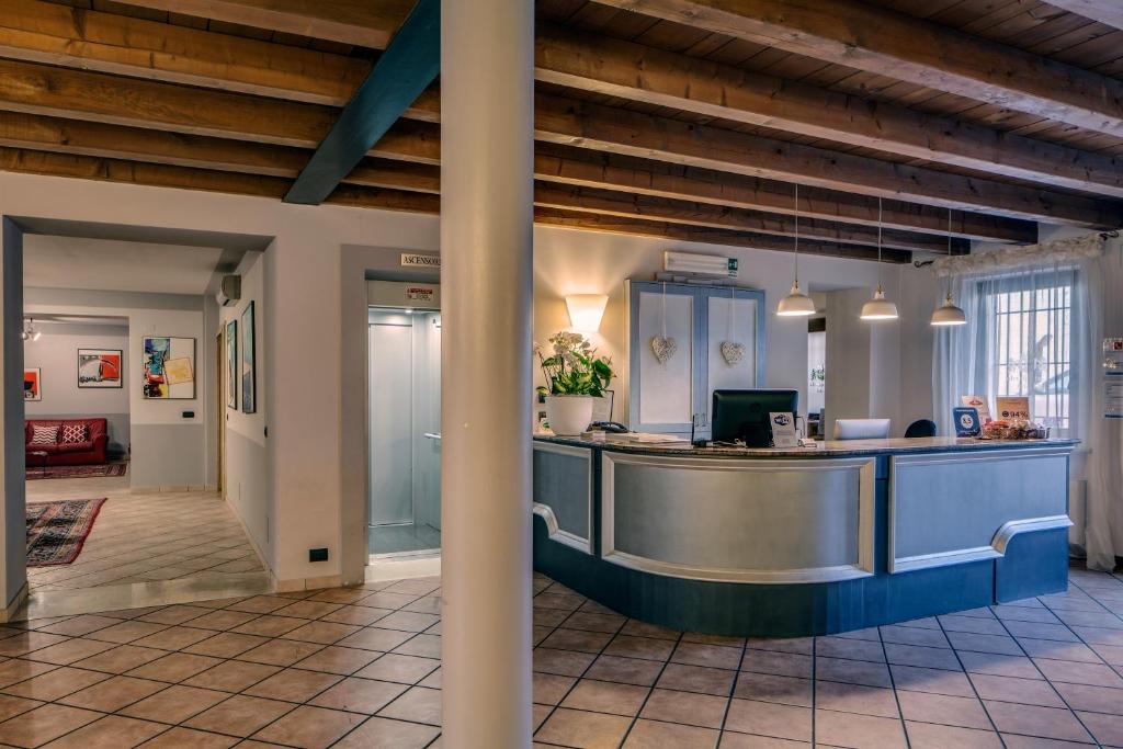 Fotografie z fotogalerie ubytování Hotel Gattopardo v destinaci Dossobuono