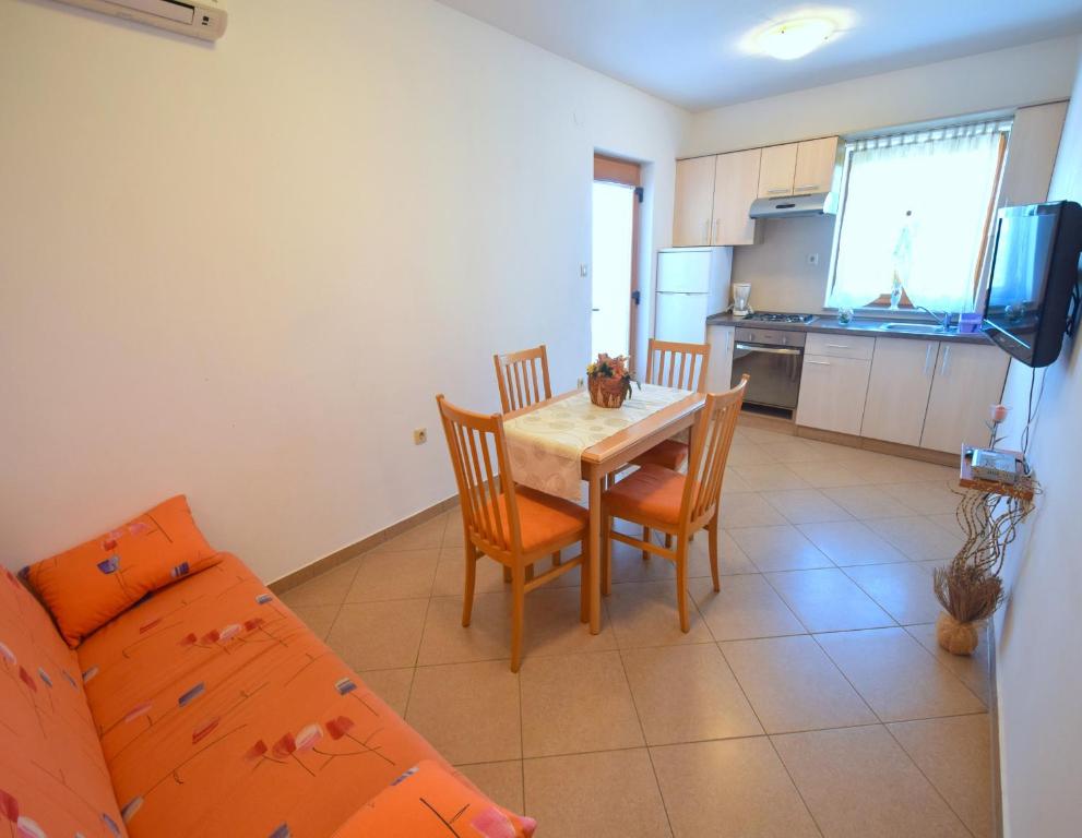 Kuchyň nebo kuchyňský kout v ubytování Apartments Ivanka
