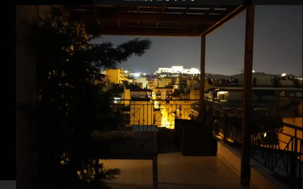 Acropolis 360 Penthouse, Atena, Grecia