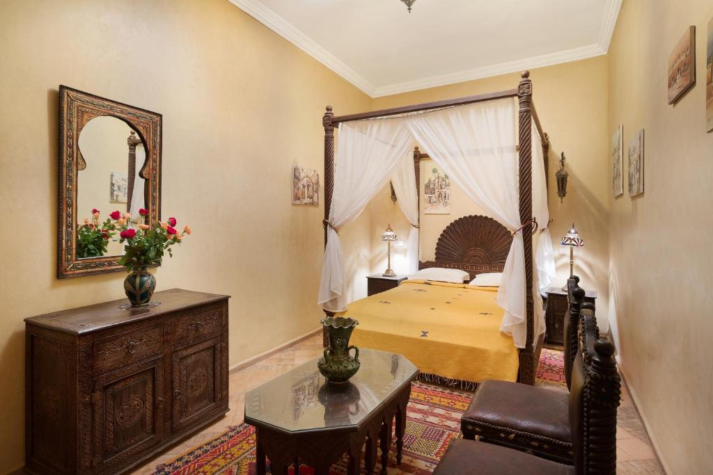 Postel nebo postele na pokoji v ubytování Riad Sofia