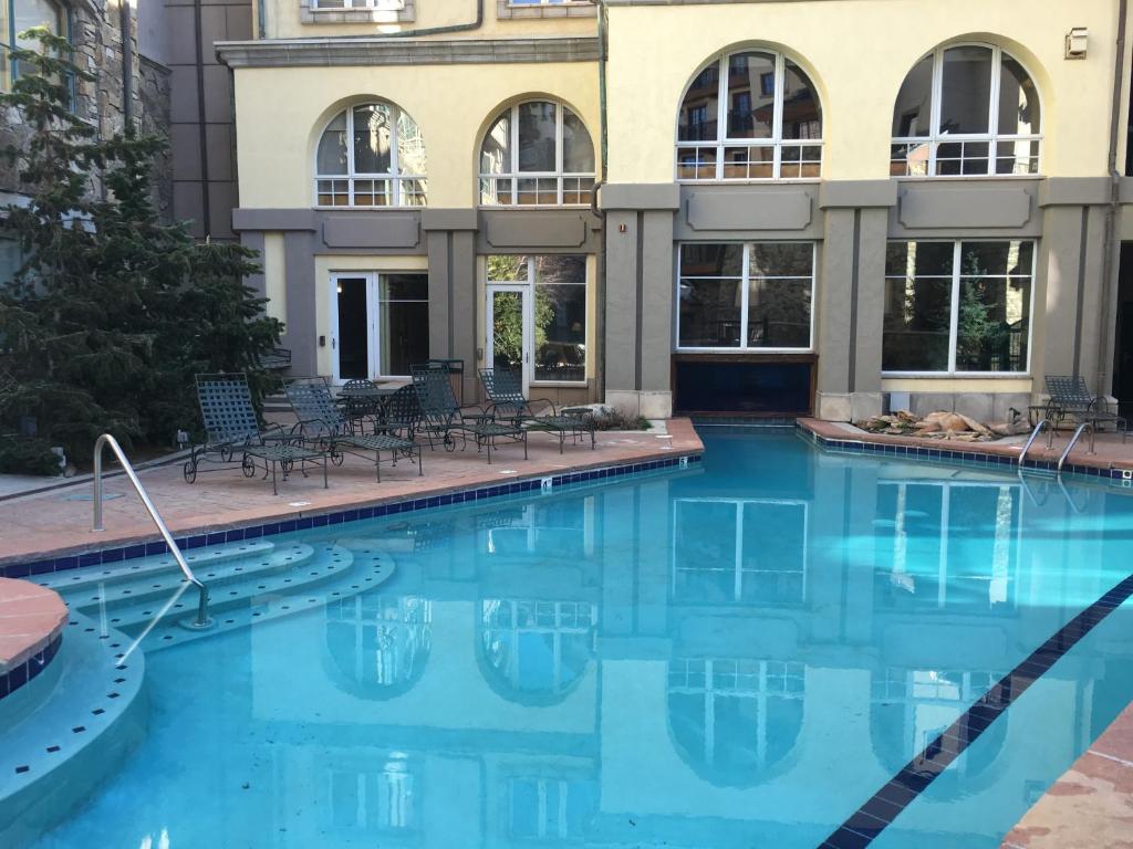 Franz Klammer 2 Bedroom by Luxury Mountain Destinations, Telluride