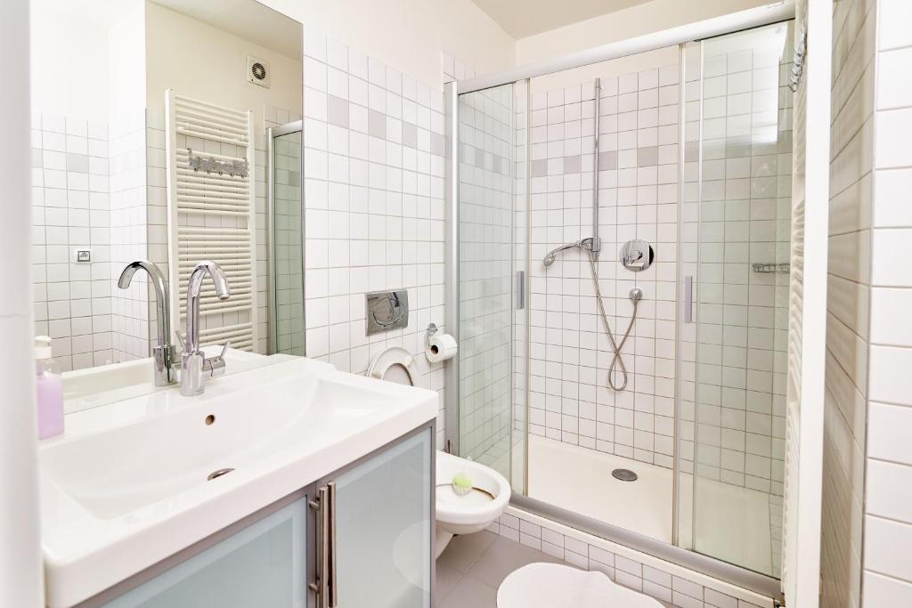 Prague Letna Apartments - 16