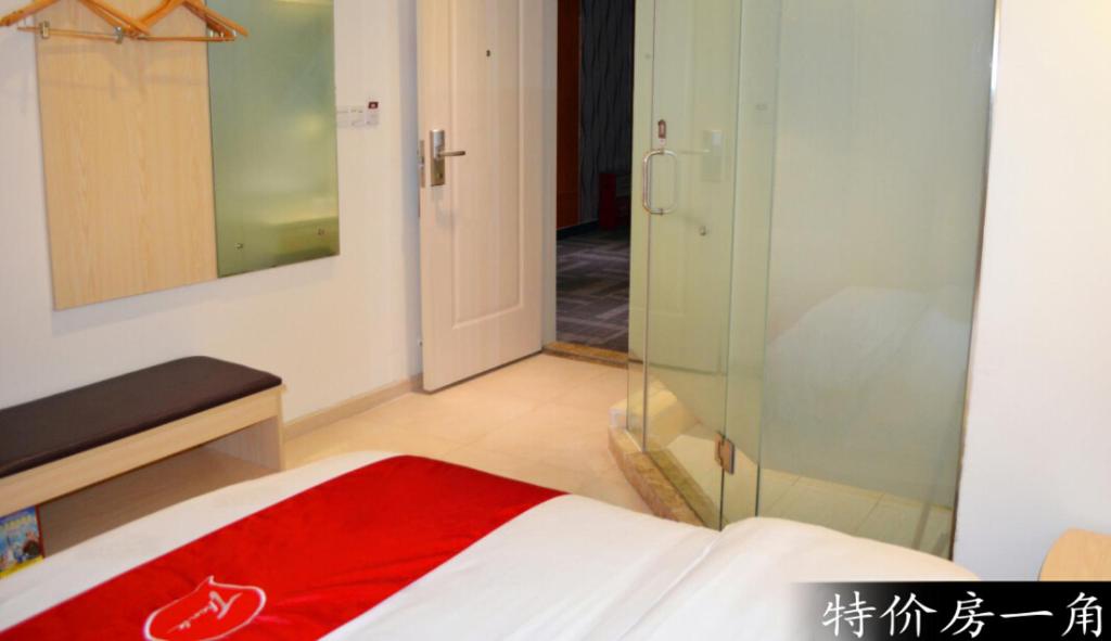 Gallery image of Thank Inn Chain Hotel Guangdong Guangzhou Hudu District Shiling Town Pangu Road in Huadu