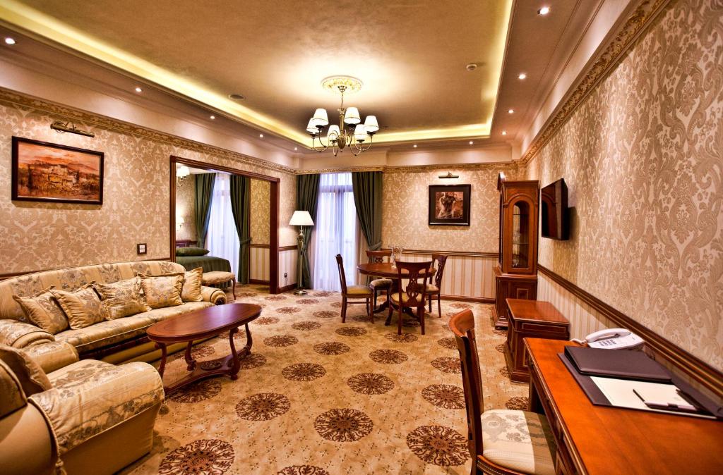 Fotografie z fotogalerie ubytování Multi Grand Pharaon Hotel v Jerevanu