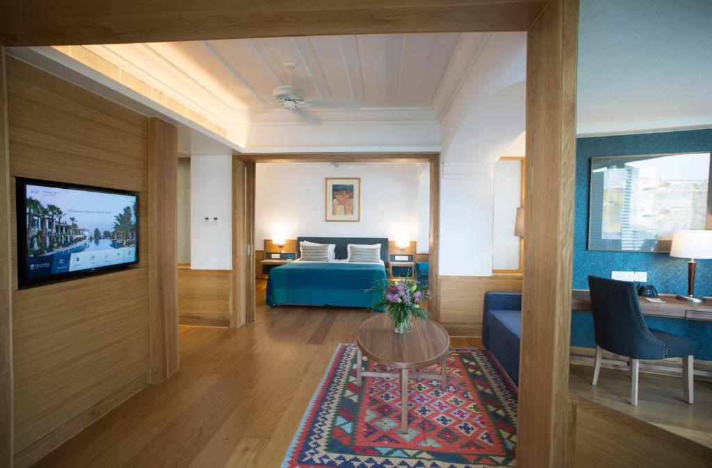 Columbia Beach Resort - Vista De Mar De Cabo Suite