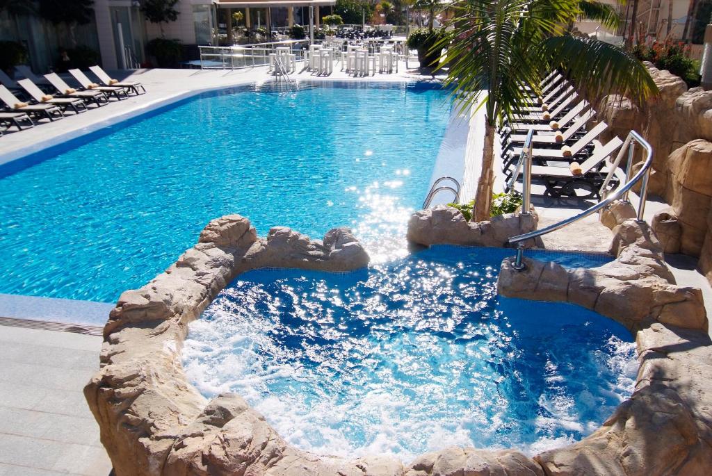 Het zwembad bij of vlak bij Sandos Monaco - Adults Only
