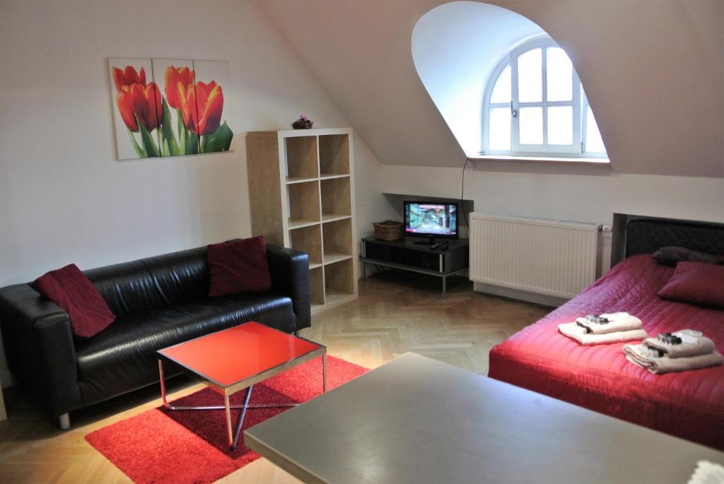 Prague Letna Apartments - 10