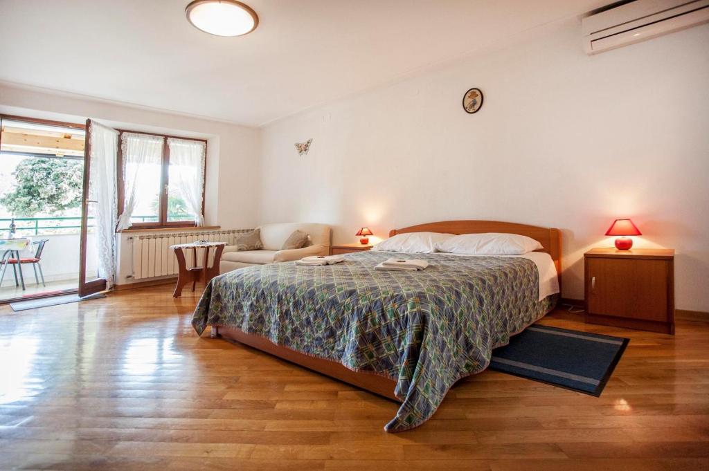 Zdjęcie z galerii obiektu Apartments Cademia w Rovinj