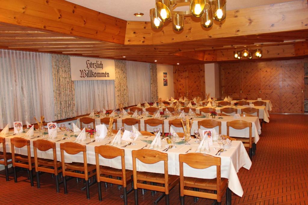 Restaurace v ubytování Hotel Schiffahrt