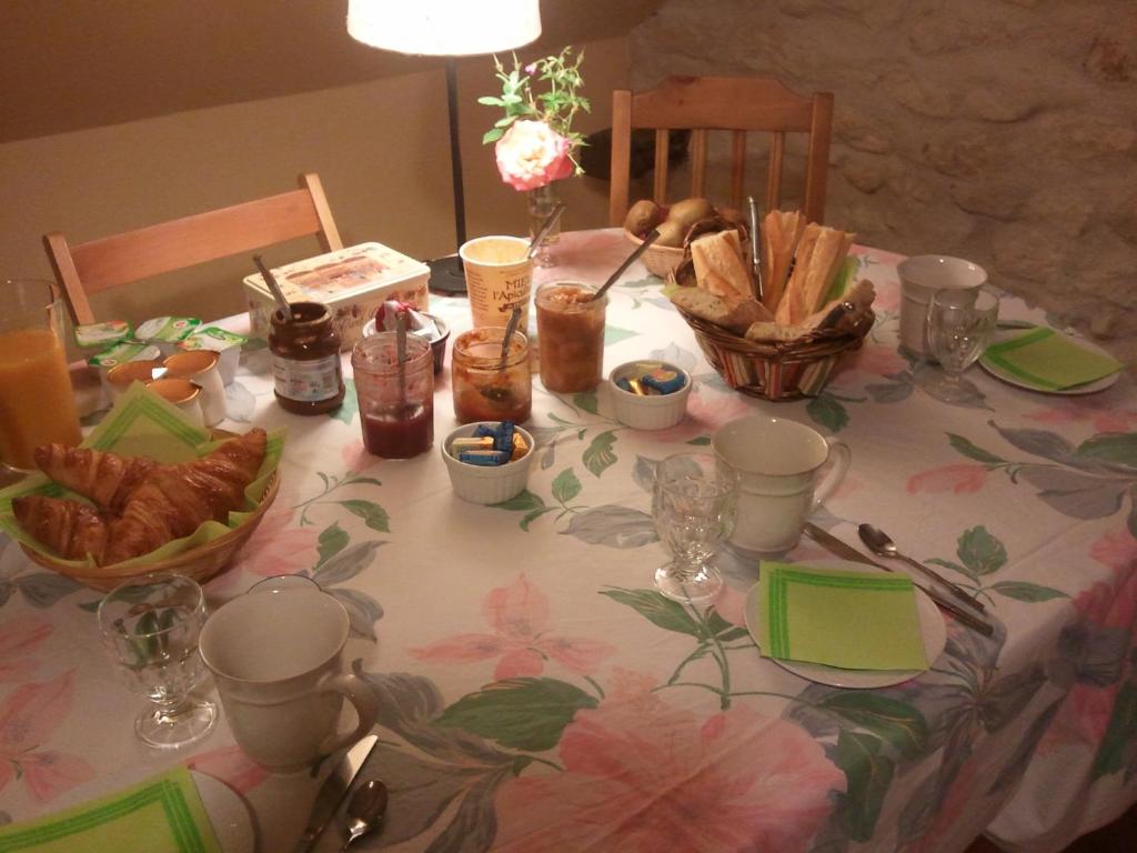 Jídlo v bed and breakfast nebo okolí