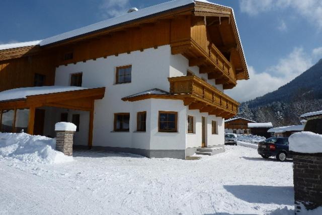 Nespecifikovaný výhled na hory nebo výhled na hory při pohledu z apartmánu