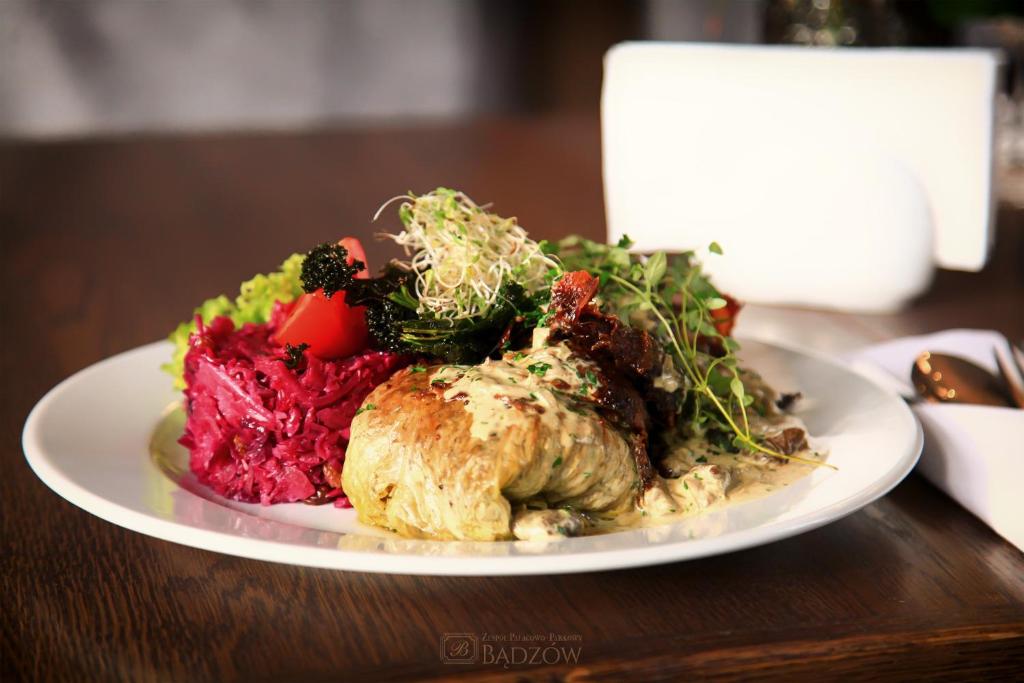 Jedlo v ubytovaní bed & breakfast alebo blízkom okolí