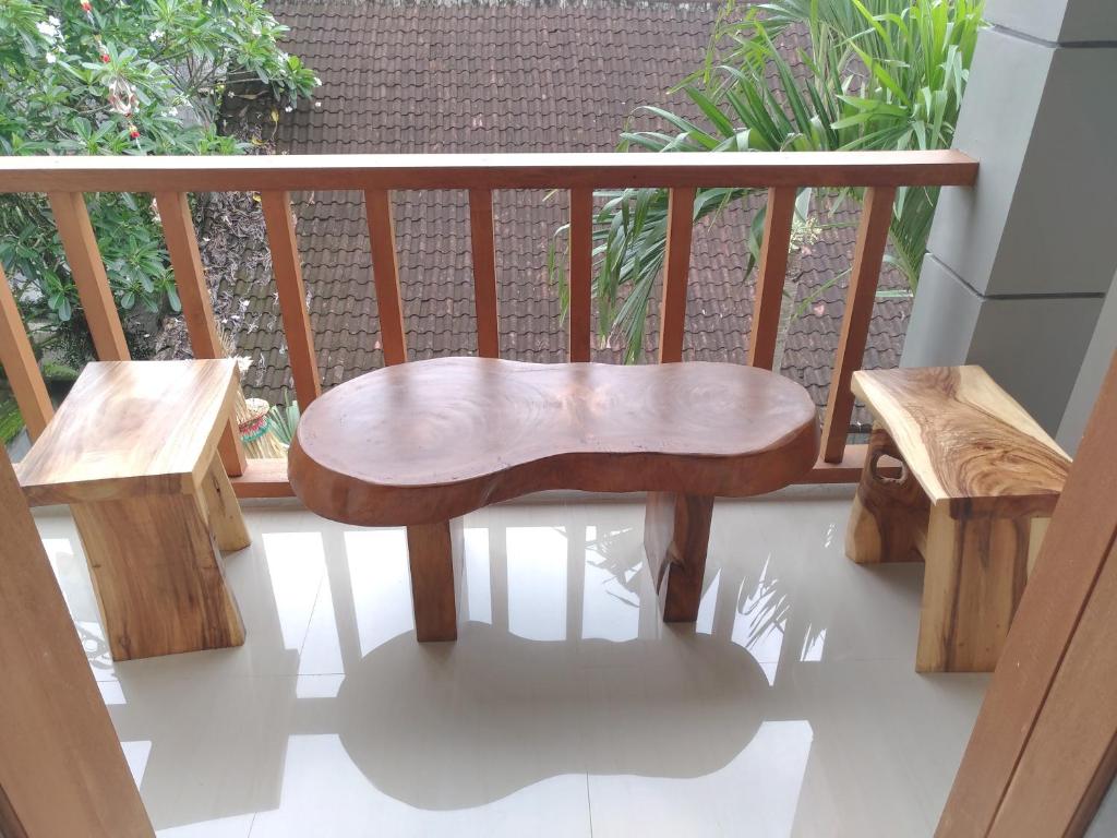 Balkón nebo terasa v ubytování Mekenyem House Ubud