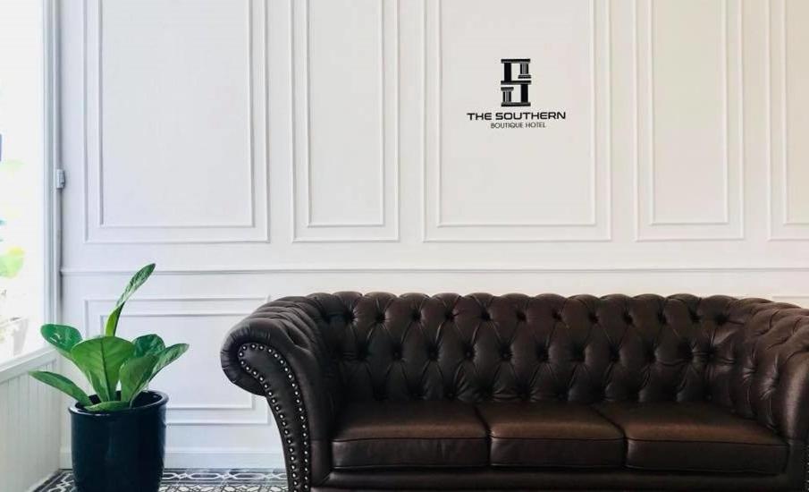 The Southern Boutique Hotel Room